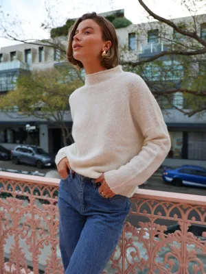 Here’s an optimized title for the e-commerce product:

Elegant Apolline Knit Sweater in Cream - Cozy and Stylish Womens Knitwear