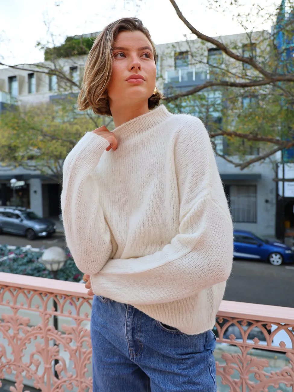 Here’s an optimized title for the e-commerce product:

Elegant Apolline Knit Sweater in Cream - Cozy and Stylish Womens Knitwear