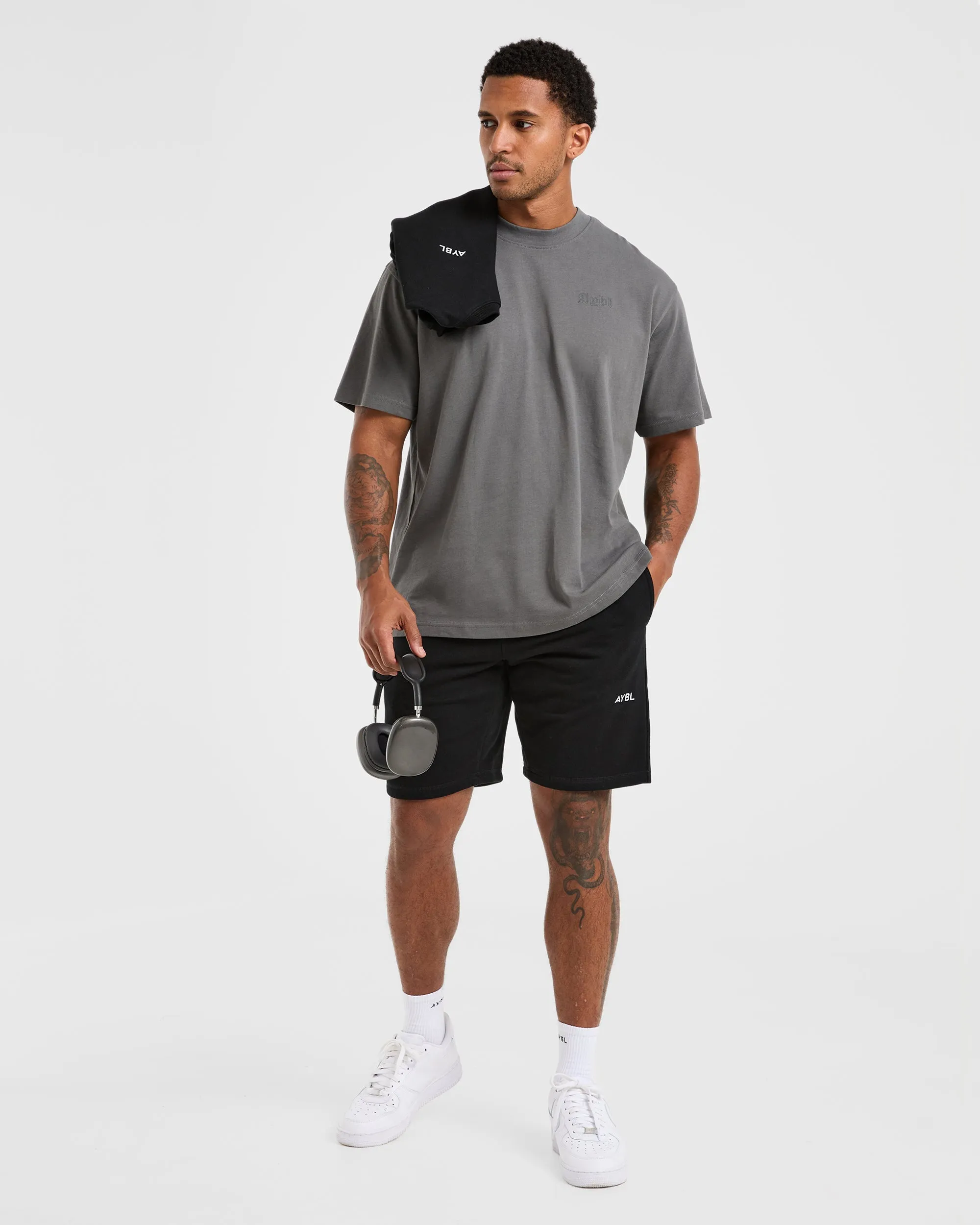 Essential Lightweight 7" Shorts - Black