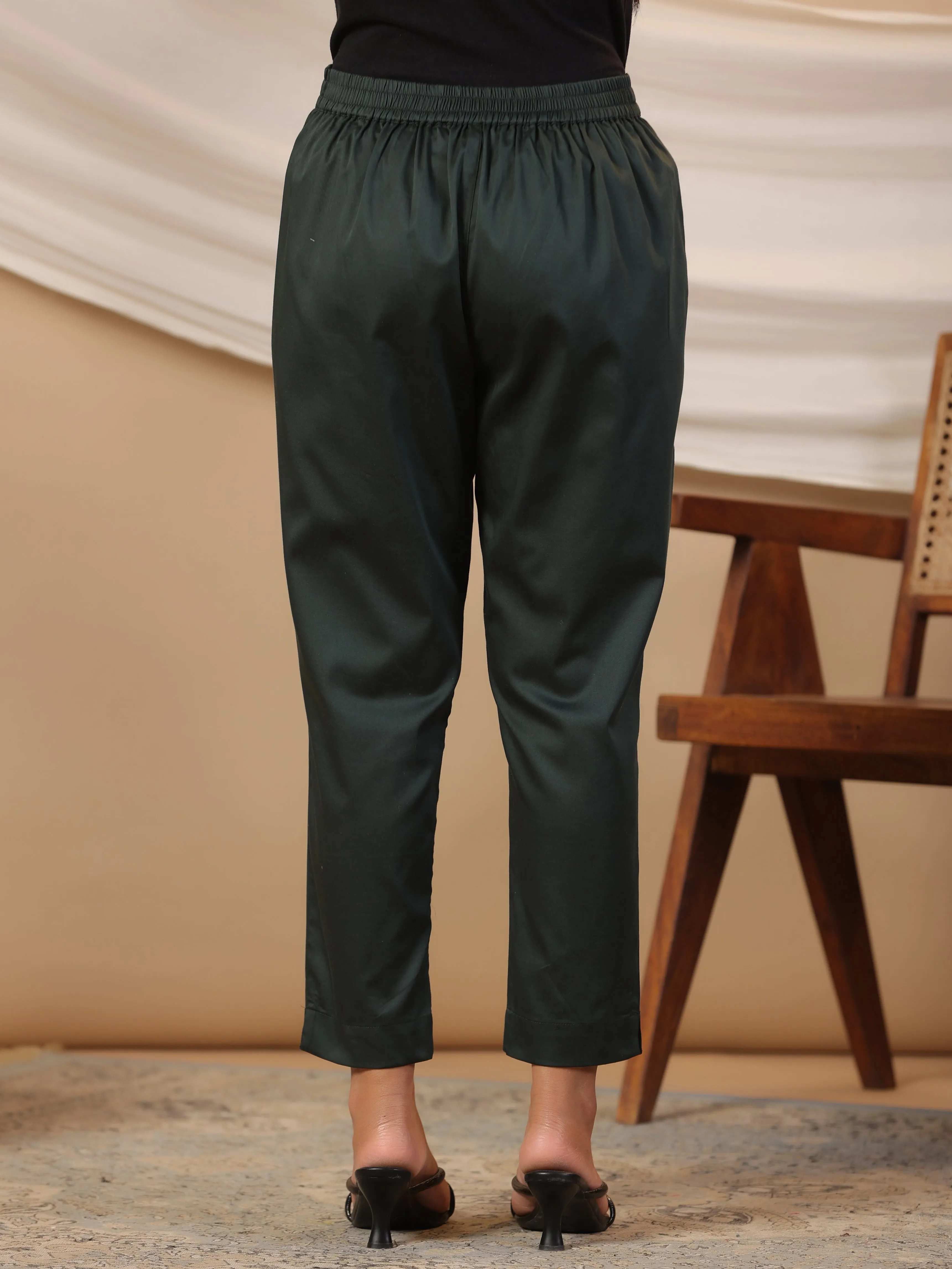 Jashvi Jade Green Solid Lycra Women Drawstring Pants With Single Side Pocket