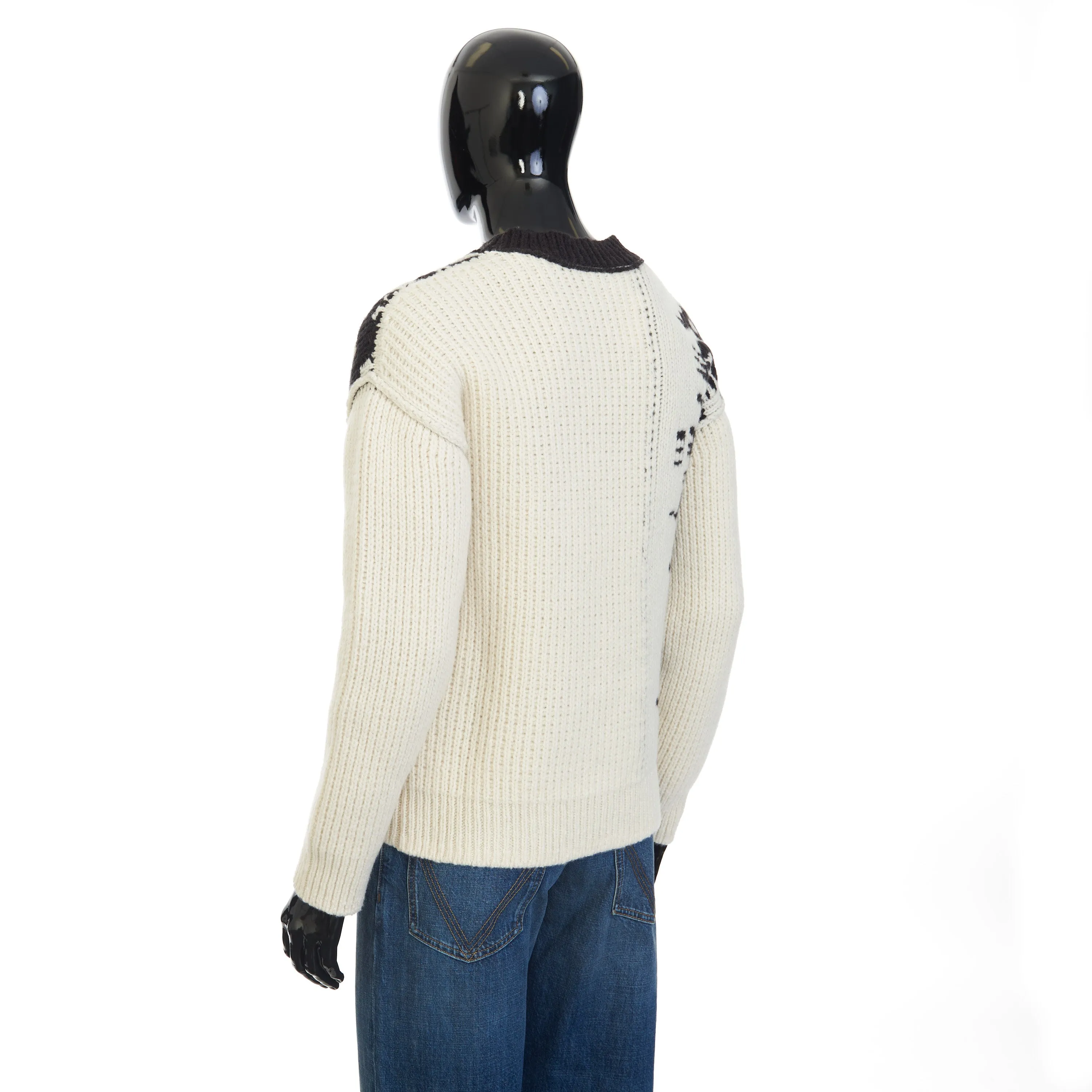 Jumper With Bottega Jacquard Graphic Writing In Black & White Wool