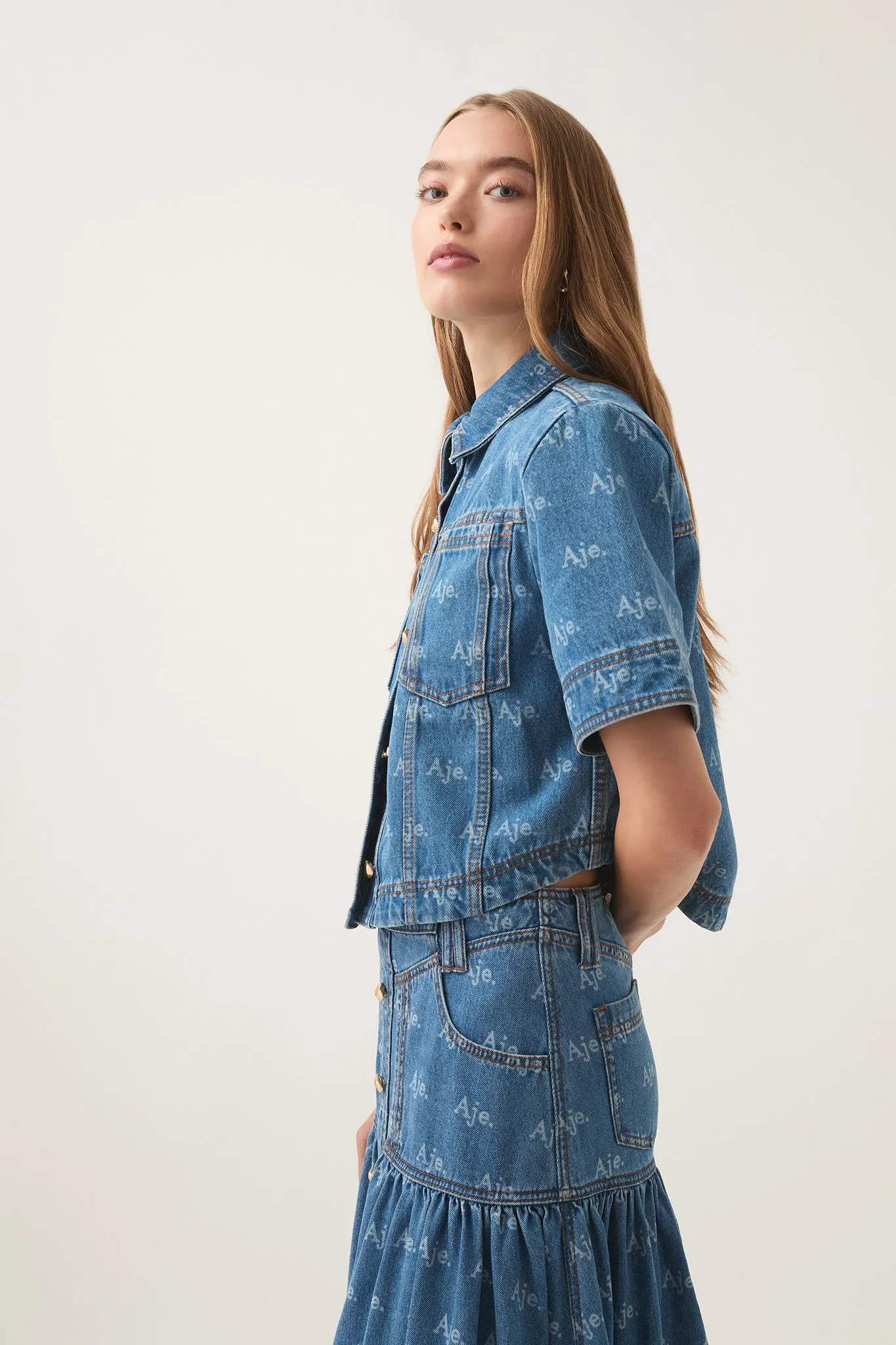 Ratio Logo Denim Cropped Shirt